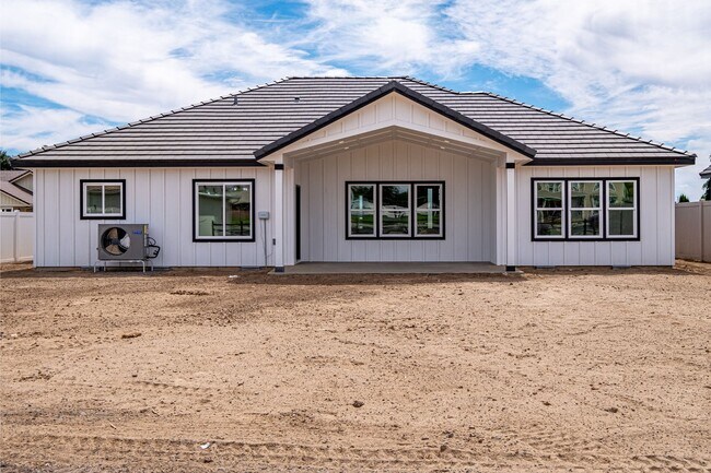 Building Photo - Beautiful New Home for Rent in Quincy