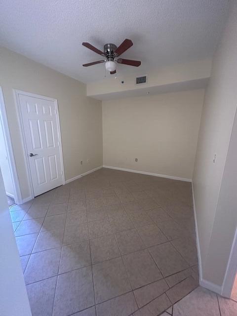 Foto del edificio - 2040 Greenview Shores Blvd