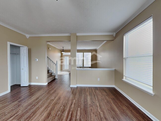 Foto del edificio - 15554 Landsbrook Run E