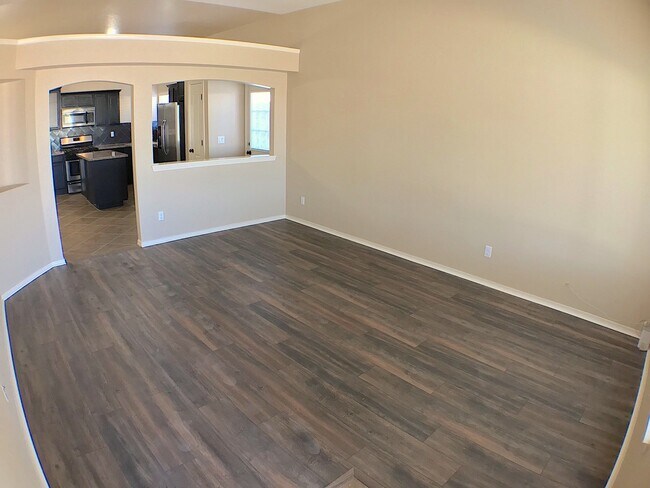 Building Photo - Northeast El Paso 4 Bed Refrig A/C