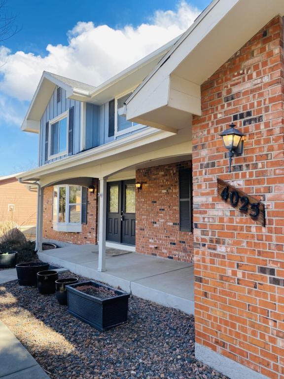 Foto del edificio - 4025 Becket Drive