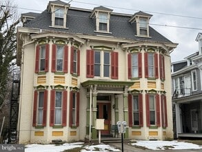 Building Photo - 232 W Main St