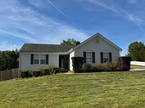 Building Photo - 105 Brookstone Dr