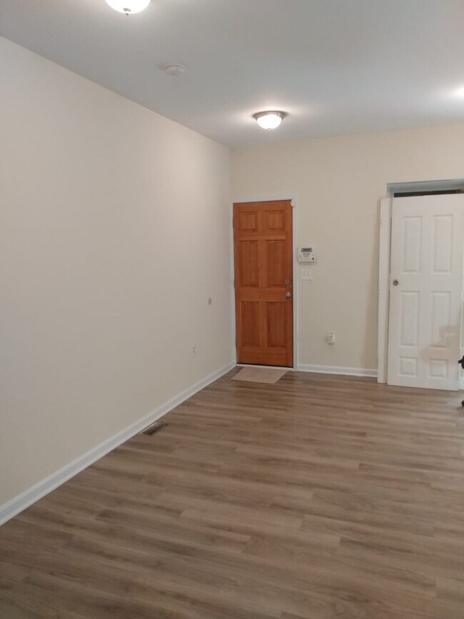 1252 Glyndon Ave, Baltimore, MD 21223 Townhome Rentals in Baltimore