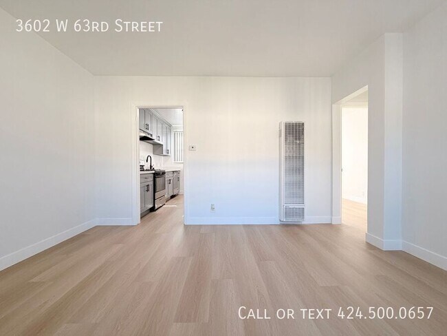 Foto del edificio - 3602 W 63rd St