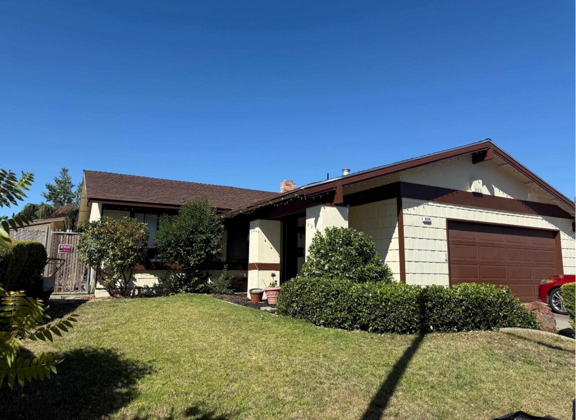 Photo - 3238 Colusa St (Pinole, CA)
