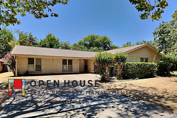 Primary Photo - 4325 Bluestem St, Flower Mound