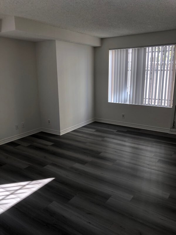 Foto principal - 909 Irolo St