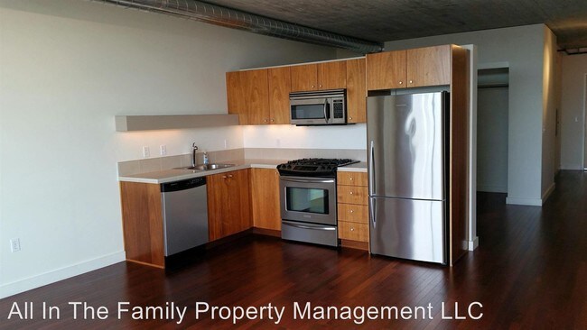 Foto del edificio - 1926 W Burnside St