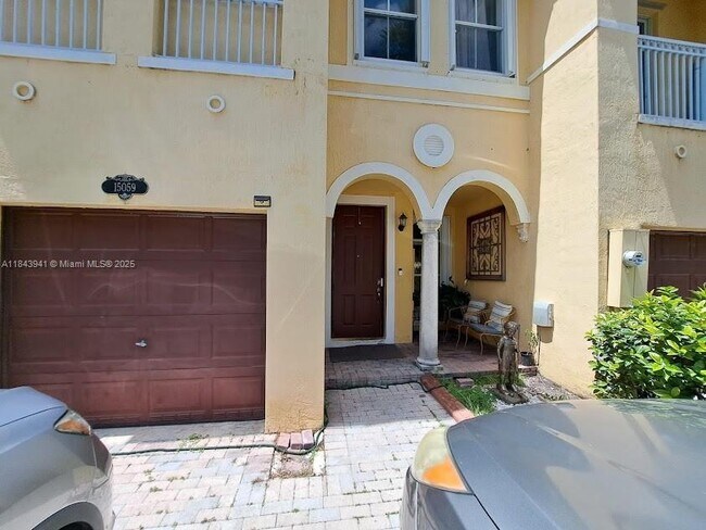 Foto del edificio - 15059 SW 9th Ln