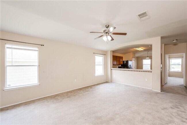 Foto del edificio - 5908 Nelson Oaks Dr