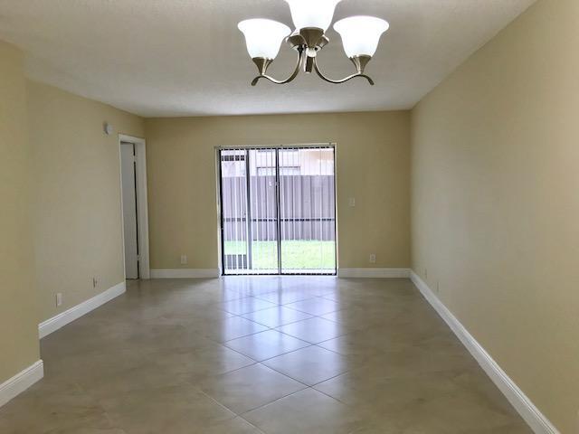 Building Photo - 21904 Lake Forest Cir