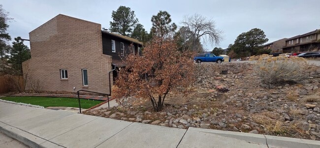 Building Photo - 15 Verde Ridge Rd