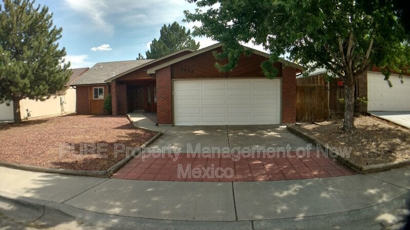 Primary Photo - 4609 Pacific Street