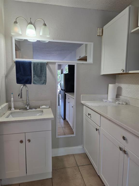Foto del edificio - 7900 S Orange Blossom Trail