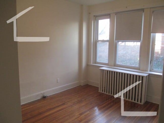 Building Photo - 40 Lancaster Terrace