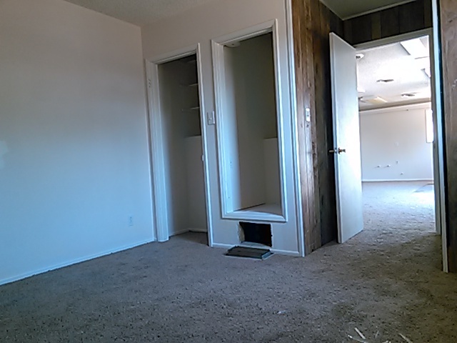 Building Photo - 1353 W Laird St