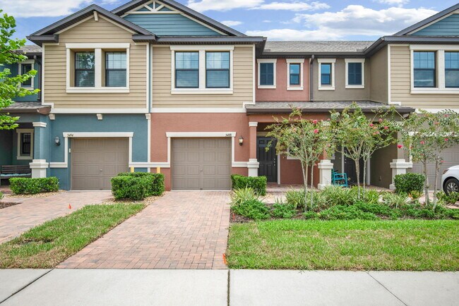 Building Photo - 3488 Pine Ribbon Dr