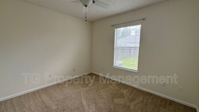 Foto del edificio - 9583 Stratham Ct