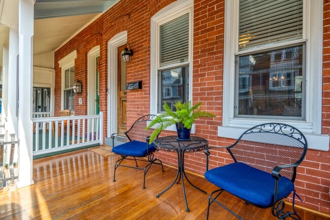 Foto del edificio - 537 N Mary St