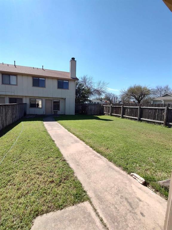 Building Photo - 1712 W Braker Ln