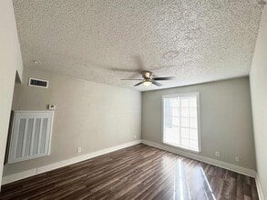 Building Photo - 1509 Trigg Ln