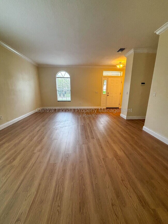 Building Photo - 10632 Cypress Trail Dr
