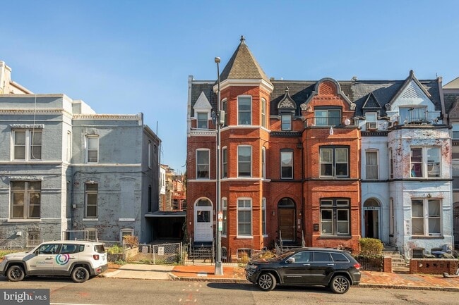 Photo - 1135 6th St NW Apartment