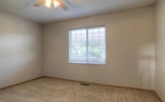 Foto del edificio - 2135 Surfside Dr