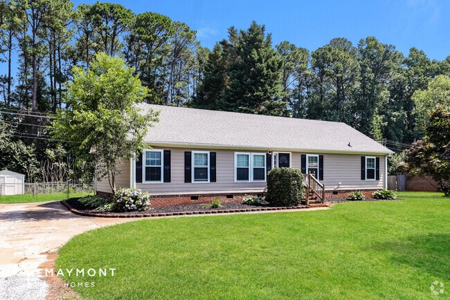 Building Photo - 8100 Tam O'Shanter Dr