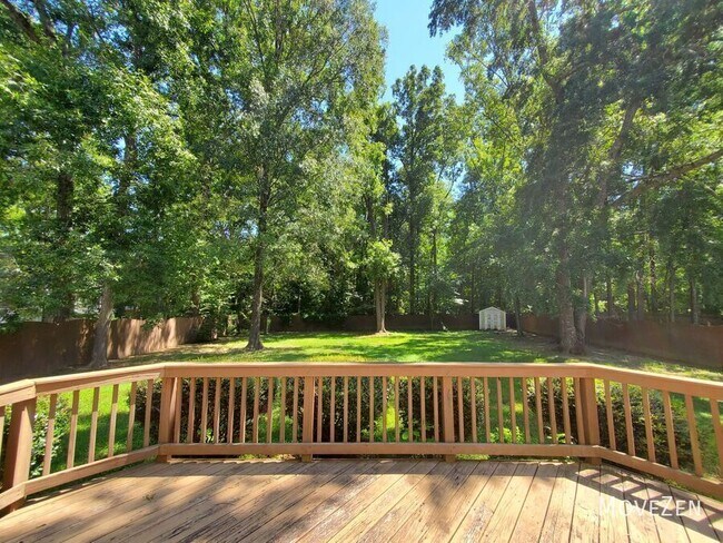 Building Photo - 3608 Brookstone Trail