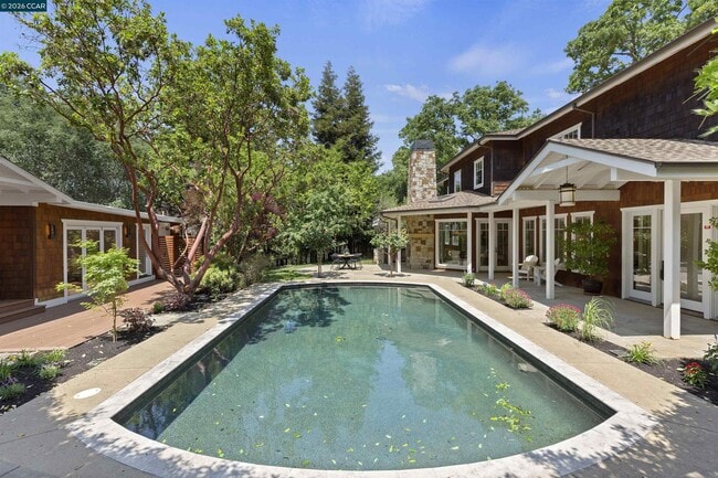 Building Photo - 1754 Reliez Valley Rd