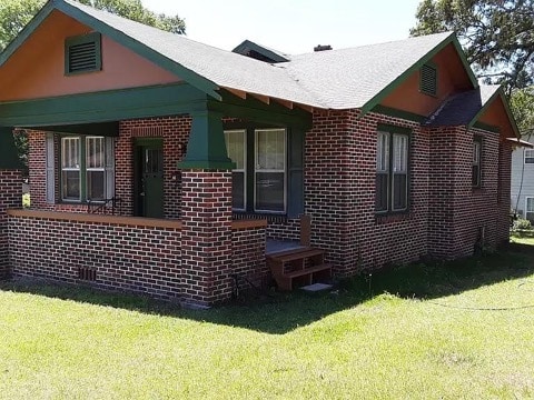 Right side of house - 703 Pennsylvania Ave