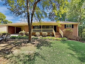 Building Photo - 1732 Balfour Ln