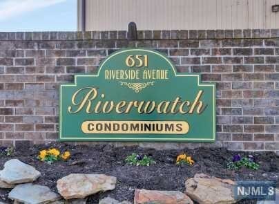 Foto principal - 651 Riverside Ave