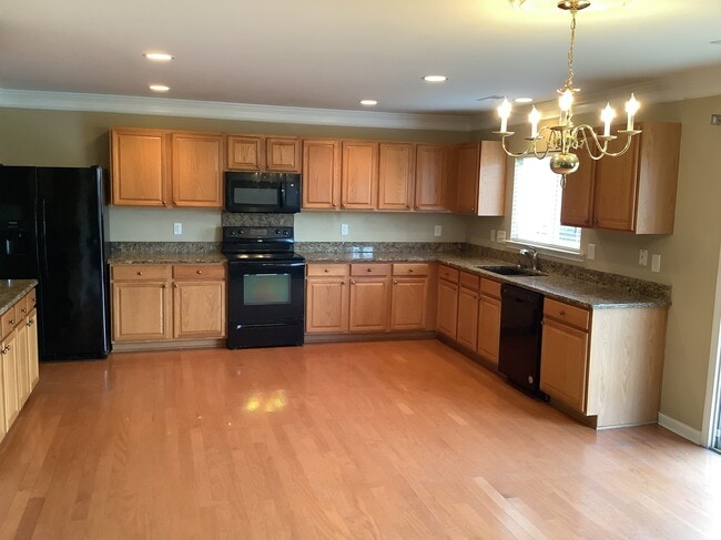 Foto del edificio - 6157 Paducah Dr