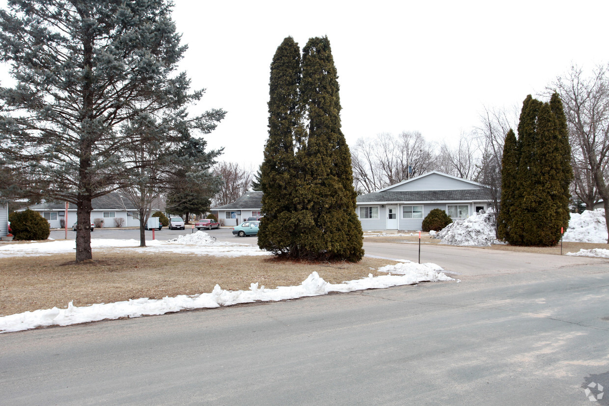 Foto del edificio - Elmwood Senior Citizen Housing