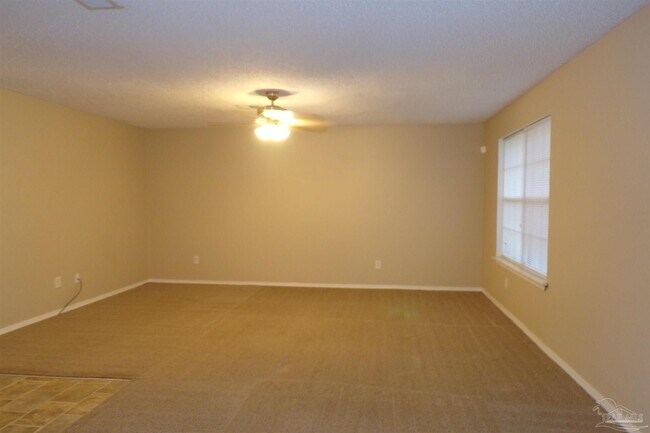 Building Photo - 3160 Palmdale Ave
