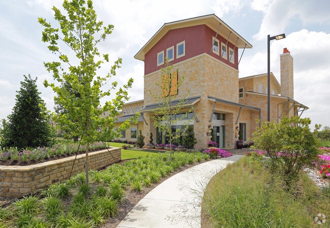 Building Photo - Estates Of Richardson