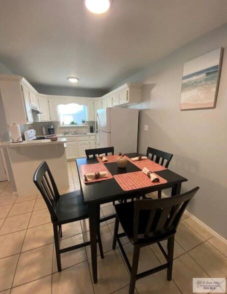 Foto del edificio - 6831 Tallowood Cir
