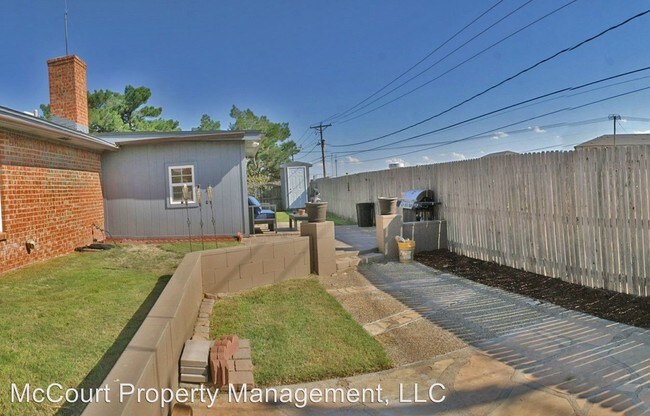 Foto del edificio - 4311 Crenshaw Dr