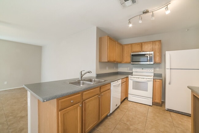 Foto del edificio - 3131 W Park St