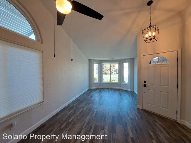 Building Photo - 357 Shannon Dr