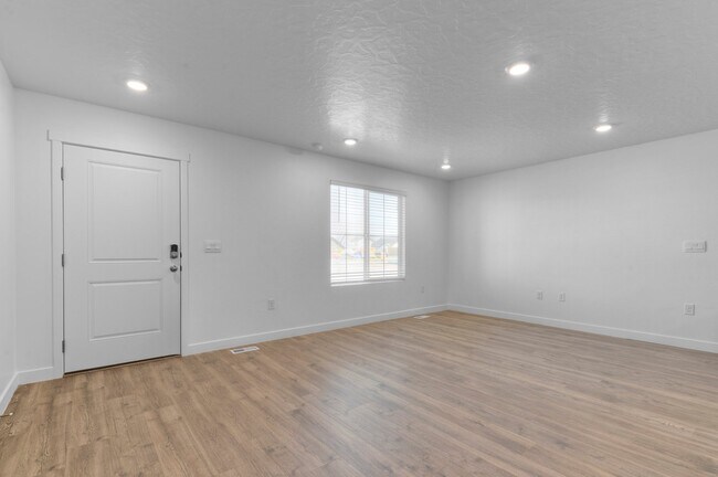 Foto del edificio - 1523 E 720 N