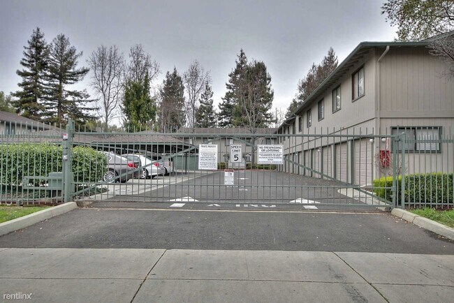 Building Photo - 3 br, 2 bath Condo - 4071 Murray Common