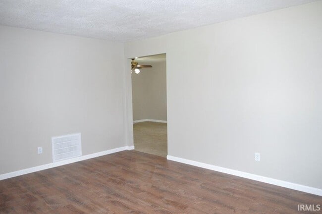 Building Photo - 16818 Coldwater Rd