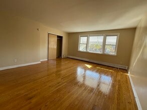 Building Photo - 28 McAdoo Ave