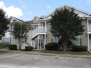 Building Photo - 7101 Joy St