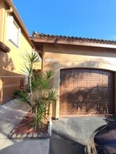 Building Photo - 1428 Coronado Rd