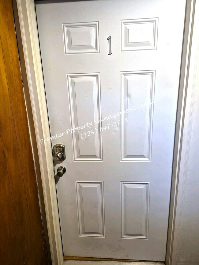 Foto del edificio - 483 New York Ave